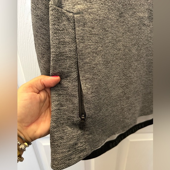 Lululemon Textured Tech Hoodie sz M - Picture 5 of 9